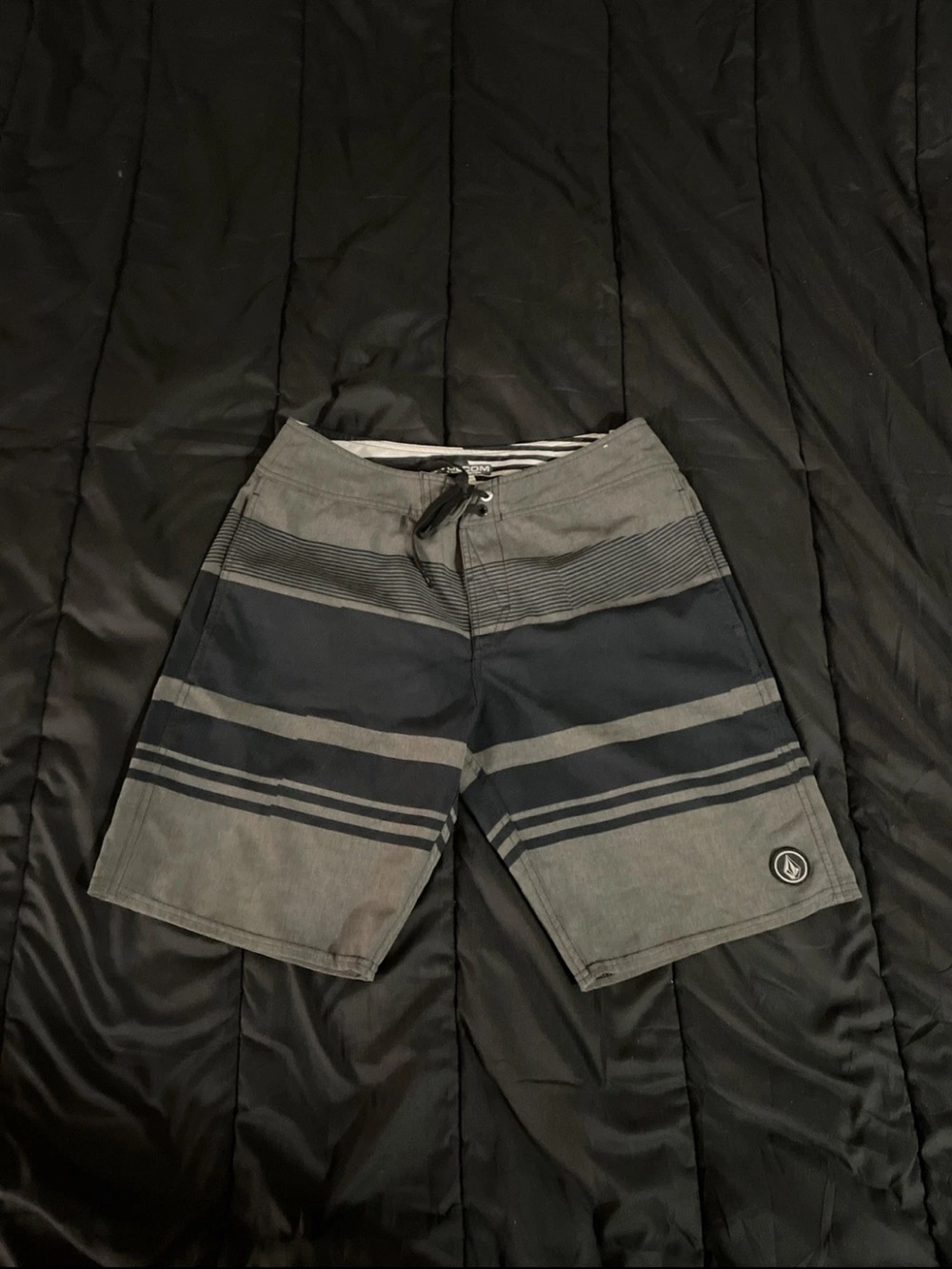 Volcom Quarta Static Stoney Board Shorts Mens 32 Gray Black Striped Swim Trunks